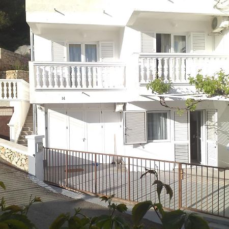 Ivan By The Sea ตรีบูนย์ ภายนอก รูปภาพ