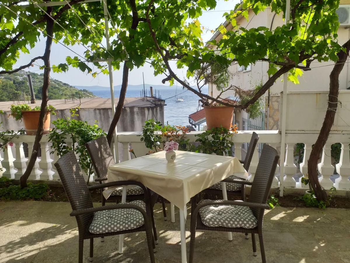 Ivan By The Sea ตรีบูนย์ ภายนอก รูปภาพ