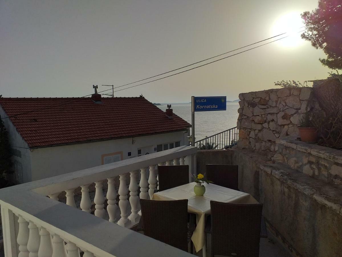 Ivan By The Sea ตรีบูนย์ ภายนอก รูปภาพ